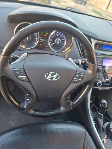 هيونداي سوناتا 2012 - صورة 5