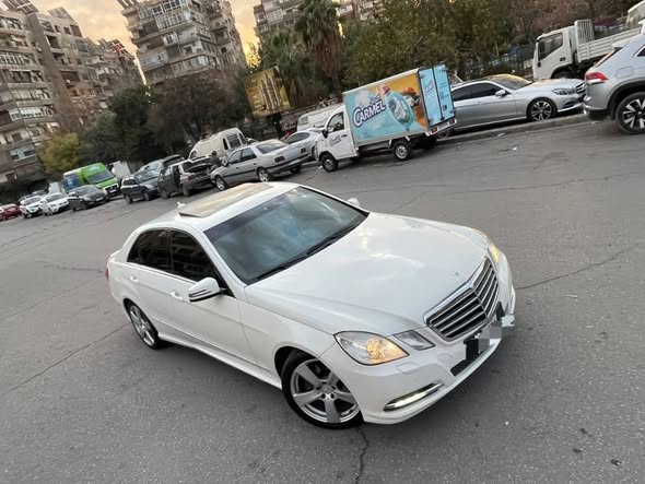 مرسيدس بنز E350 2011 - صورة 2