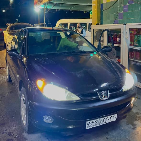 كيا سيراتو 2007 - صورة 5