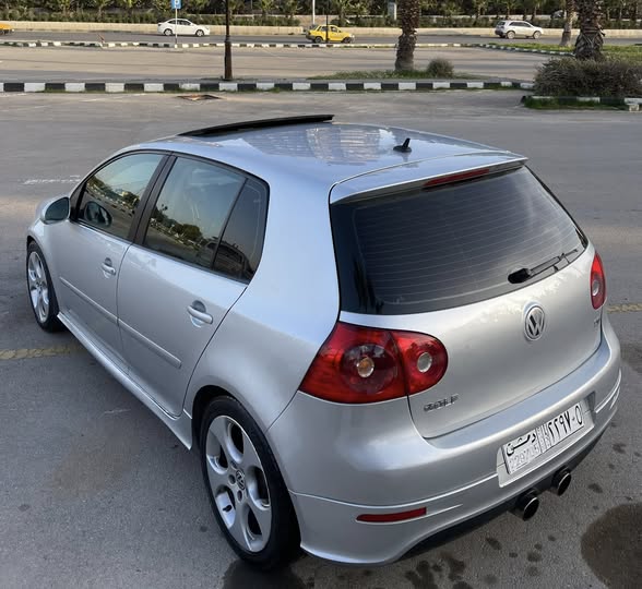 فولكس فاغن جولف GTI 2006 - صورة 4