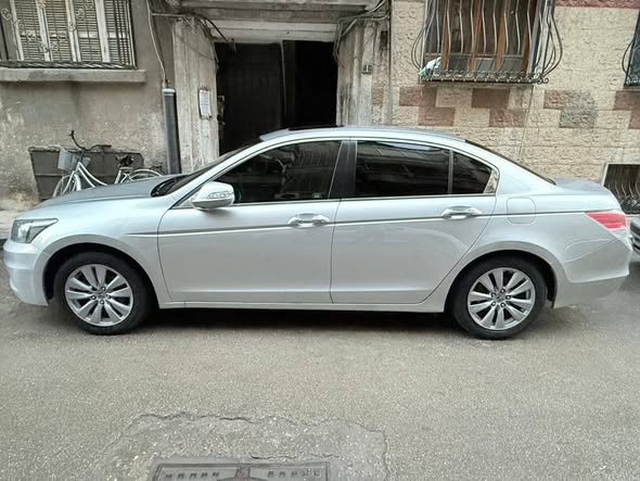 هوندا اكورد 2012 - صورة 2