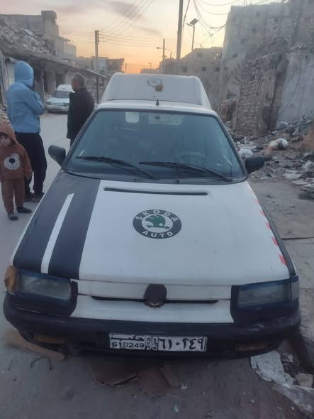 سكودا Karta 1998 - صورة 5