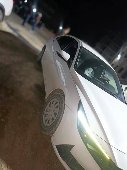 هيونداي افانتي 2021 - صورة 5