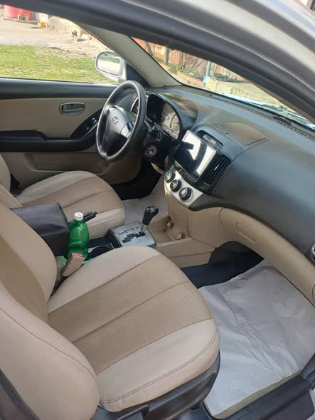 هيونداي النترا 2010 - صورة 4