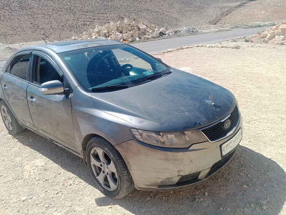 كيا فورتي 2010 - صورة 2