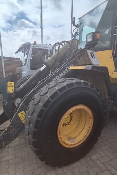 كوماتسو تركس 2008 - صورة 3