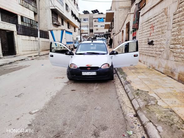 شفر كورسا 1998 - صورة 1