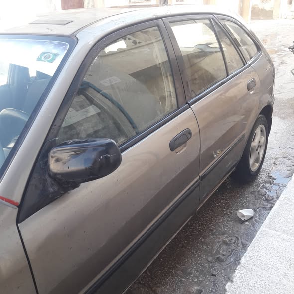 مازدا 323 2000 - صورة 5