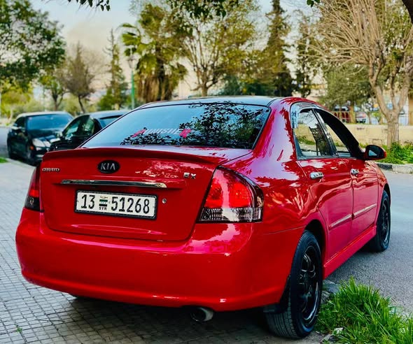 كيا سيراتو 2007 - صورة 3