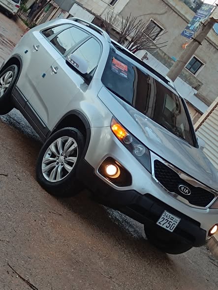 كيا سيرنتو 2010 - صورة 2