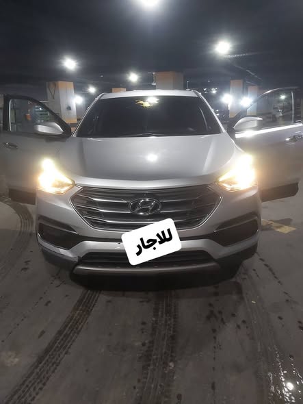 هونداي سنتافيه 2018 - صورة 4