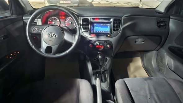 كيا ريو 2011 - صورة 2