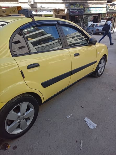 كيا ريو 2011 - صورة 2