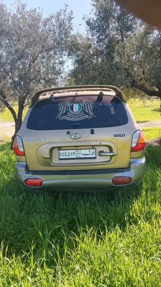 هيونداي سنتافي 2001 - صورة 5