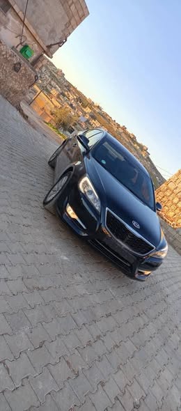 كيا كادينزا 2012 - صورة 1