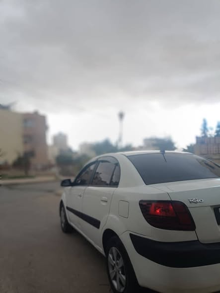 كيا ريو 2009 - صورة 4