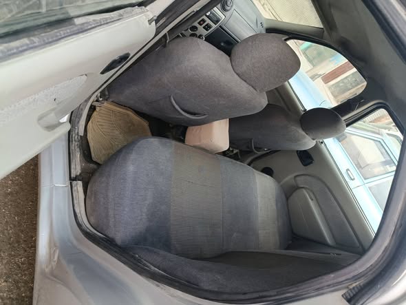 داسيا لوغان 2007 - صورة 5