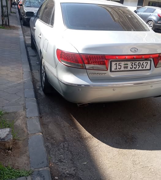 Hyundai Azera 2007 - صورة 4