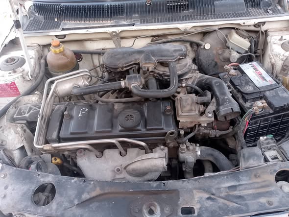 بيجو 205 1992 - صورة 3