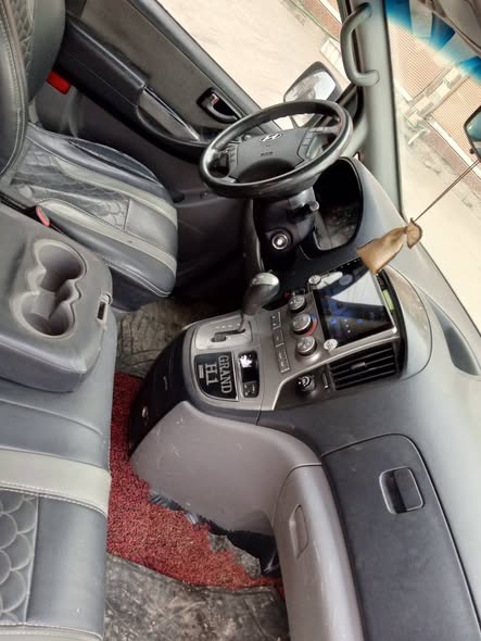 هيونداي اتش 1 2012 - صورة 4