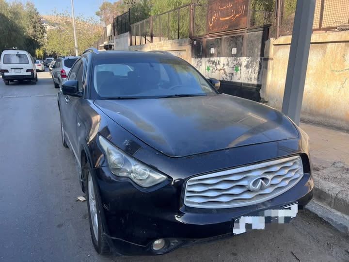 انفينيتي FX35 2011 - صورة 1