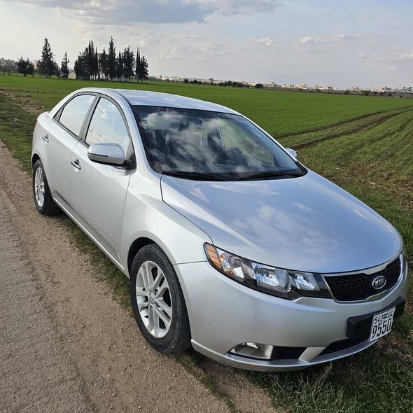 كيا فورتي 2011 - صورة 2