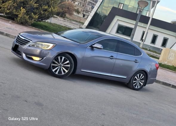 كيا كادينزا 2012 - صورة 1