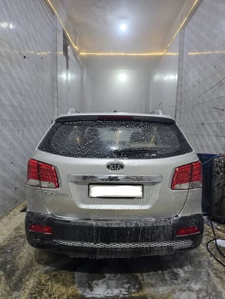 كيا سيرنتو 2010 - صورة 4