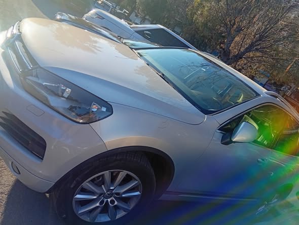 فولكس فاجن طوارق 2013 - صورة 2