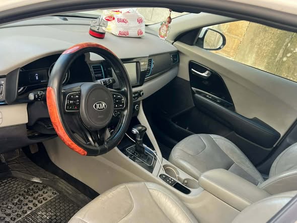 كيا نيرو 2018 - صورة 5