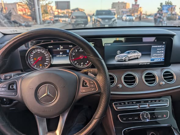 مرسيدس e300 2019 - صورة 3