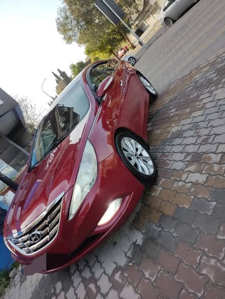 هونداي سوناتا 2011 - صورة 2