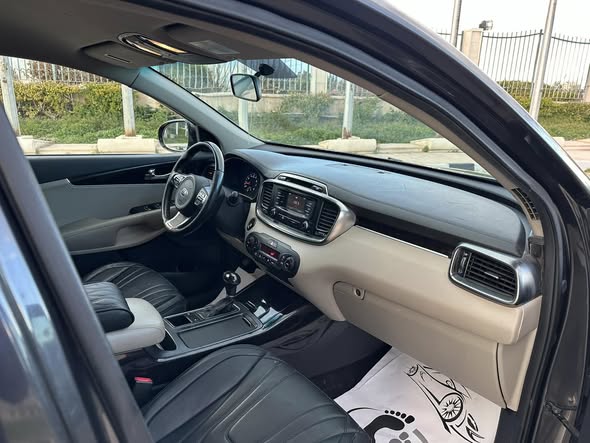 كيا سورينتو 2017 - صورة 5