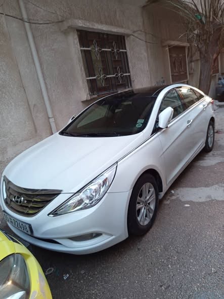 هيونداي سوناتا 2011 - صورة 2