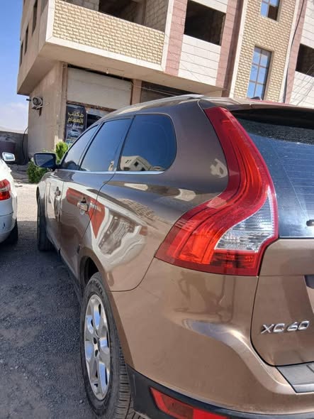 فولفو xc60 2013 - صورة 3