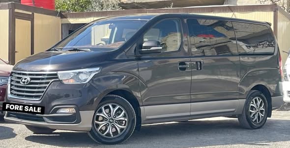 Hyundai Starex 2018 - صورة 4