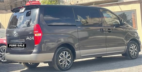 Hyundai Starex 2018 - صورة 5