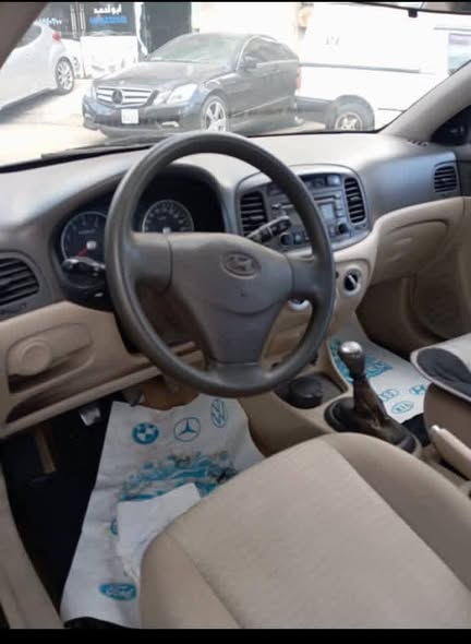 هيونداي فيرنا 2009 - صورة 4