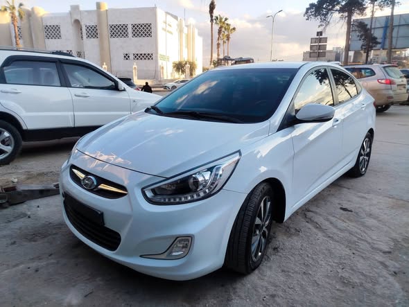 هونداي أكسنت 2015 - صورة 2