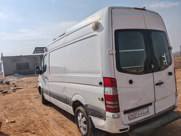 مرسيدس سبرنتر 2011 - صورة 2