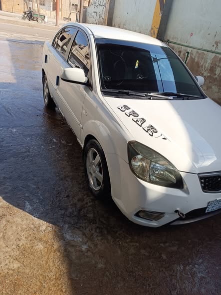 كيا ريو 2007 - صورة 2