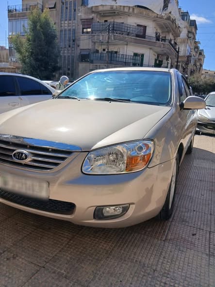 كيا سيراتو 2008 - صورة 3