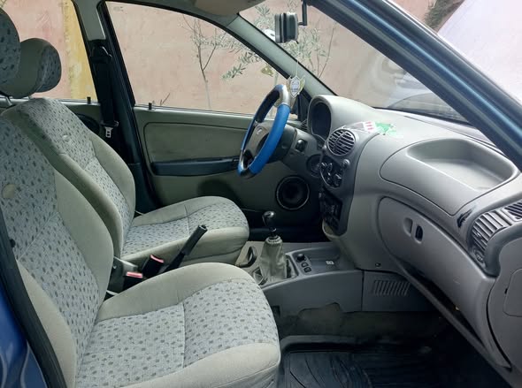 لادا كالينا 2009 - صورة 1