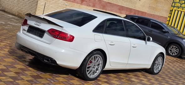 اوودي A4 2012 - صورة 4