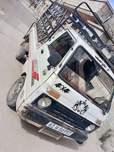 سوزوكي ديهاتسون K2700 1994 - صورة 5