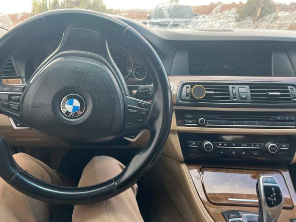 BMW 528 i 2011 - صورة 3