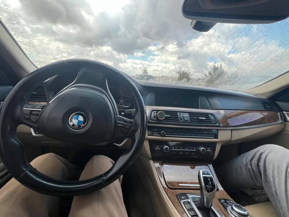 BMW 528 i 2011 - صورة 4