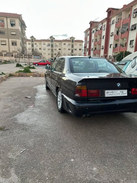 Bmw e34 520iA 1995 - صورة 2