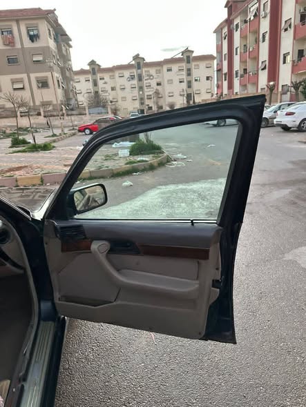 Bmw e34 520iA 1995 - صورة 3