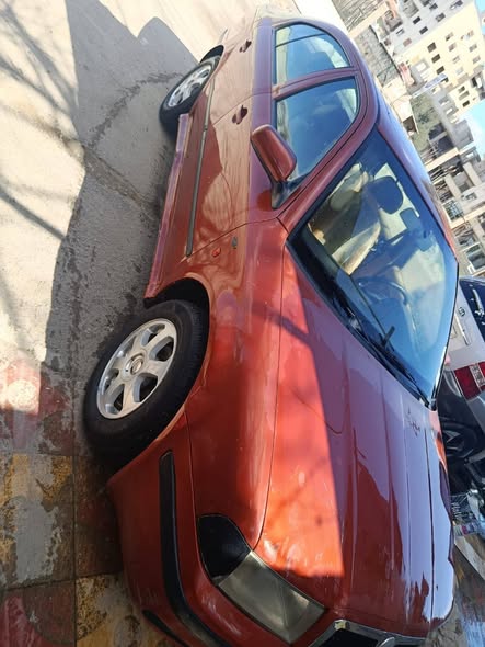 سكودا اوكتافيا 2002 - صورة 2